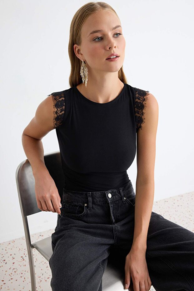 Black Lace Detailed Backless Body Tpraw27Bd00004