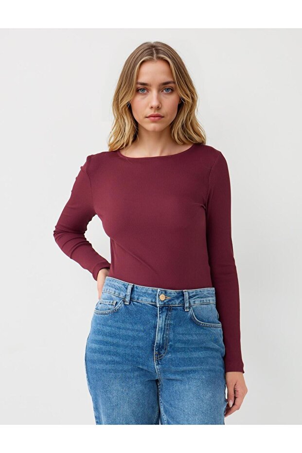 Burgundy Slim Fit Boat Neck Knitted Blouse
