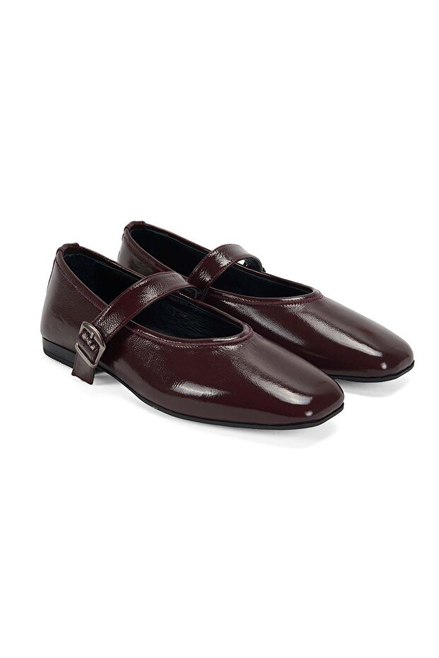Women's Burgundy Belt Accessory Patent Leather Mary Jane Ballerinas