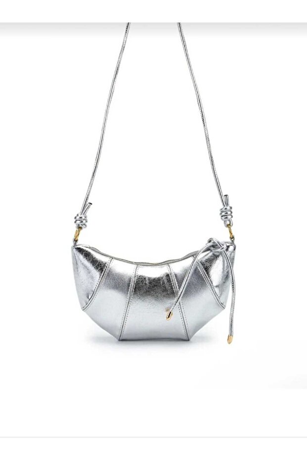 Women's Kuruvasan Model Arm and Shoulder Bag Silver Color
