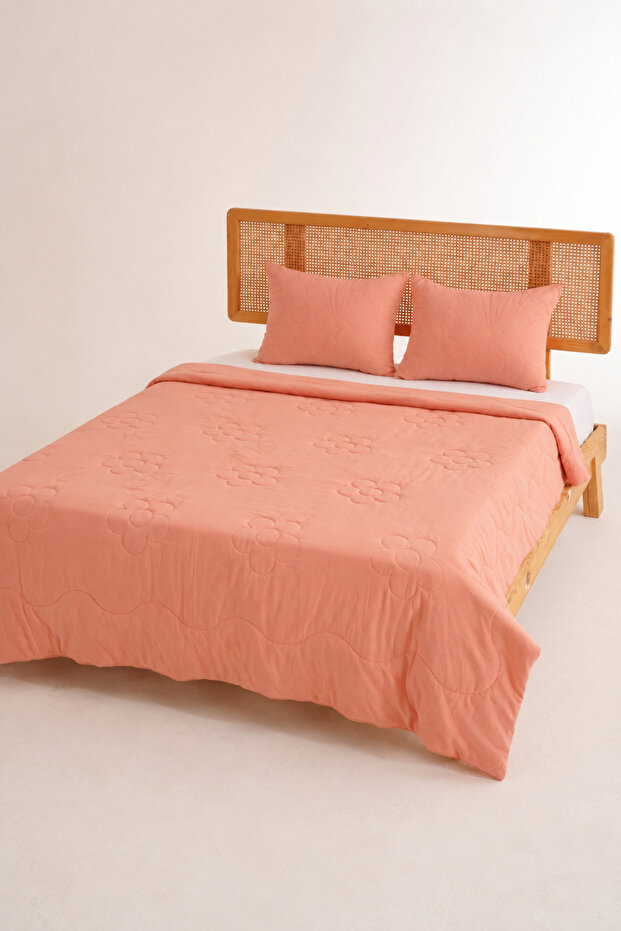 Flora Salmon Quilted Bedspread Set King Size 220X235