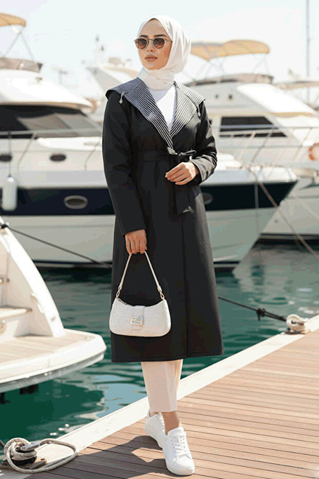 Belted Black Hijab Cap 689S