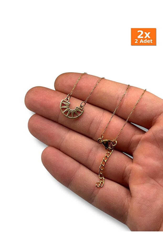 قلادة من الخرز مصنوعة يدويًا بتصميم خاص هدية