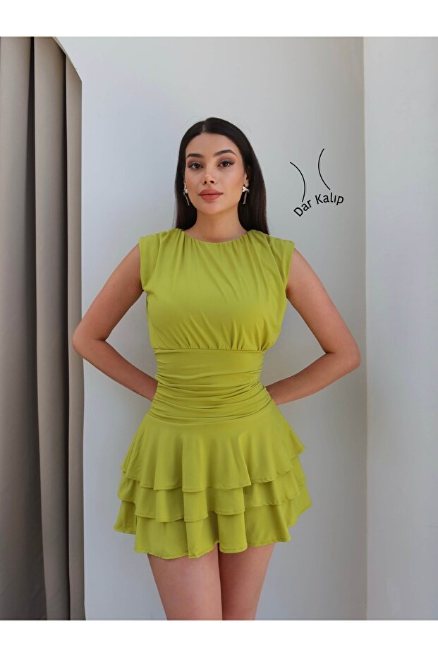 فستان ميني ثنيات