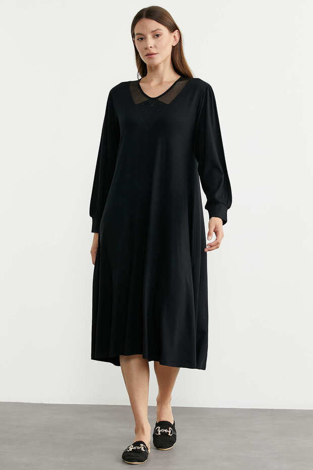 Tulle Detailed Comfortable Fit Dress - Black