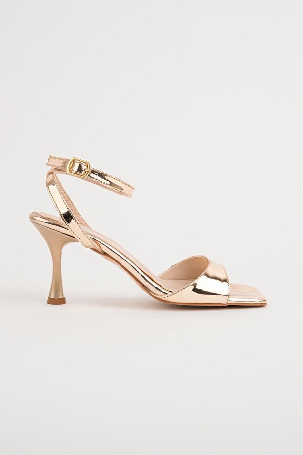 Women's Thin Heels for Daily Use 7 cm Heel Length Elegant and Stylish