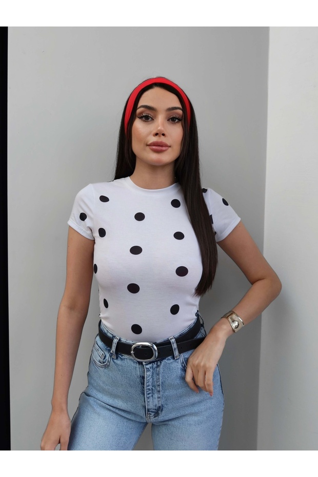 تي شيرت أساسي كبير الحجم منقط باللون البولي يوريثان - 2