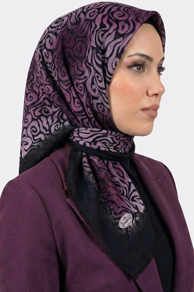 Women's Black Purple Patterned Flared Scarf