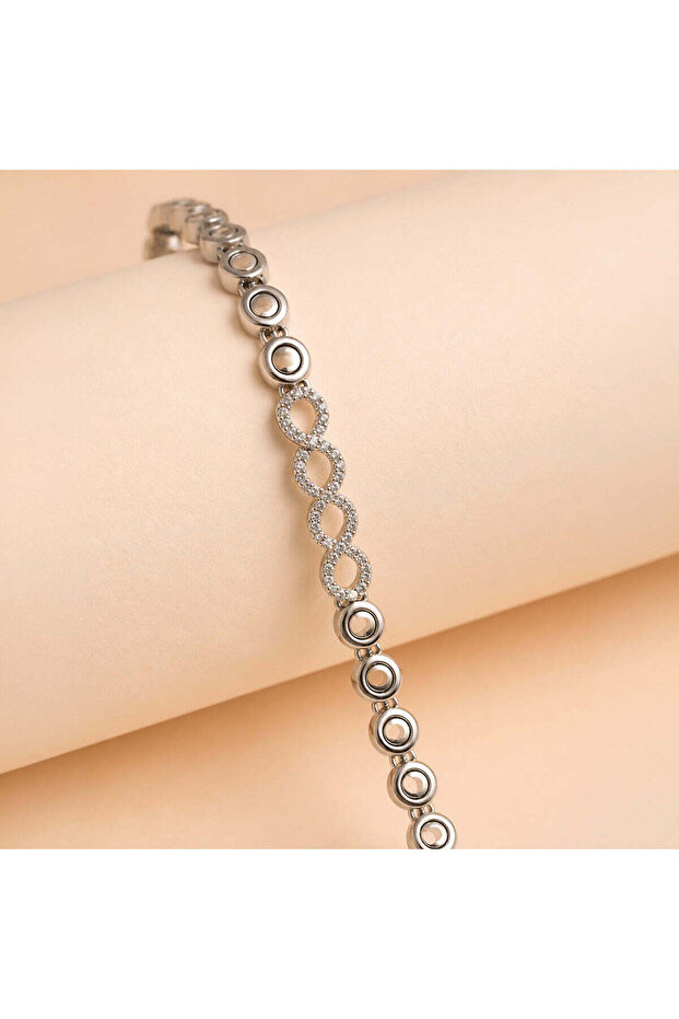 Blk-3019 Infinity Form Zircon Stone Silver Color Bracelet