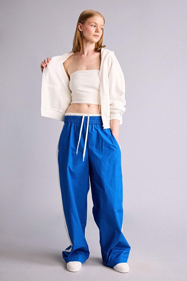 100% Cotton Wide Leg Double Pocket Regular Waist Trousers G9495Ax26Sp