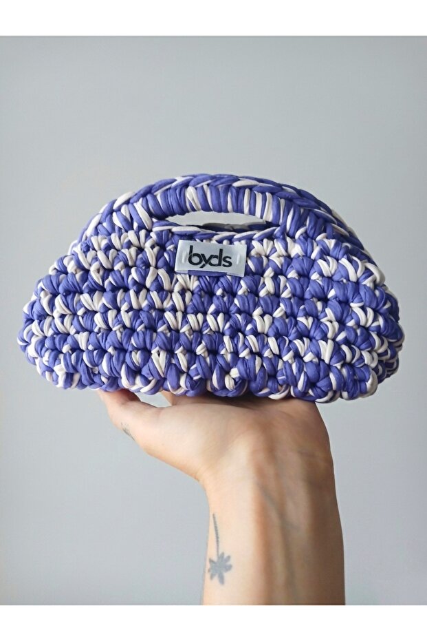 Byds Luna Premium Hand Knitted Scholarship Makeup Bag Clutch - 25X14 cm Design Makeup Bag