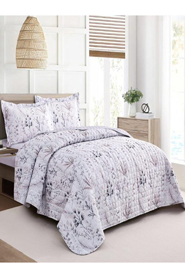 4-Piece Microfiber Printed Bedspread Queen Set - 1