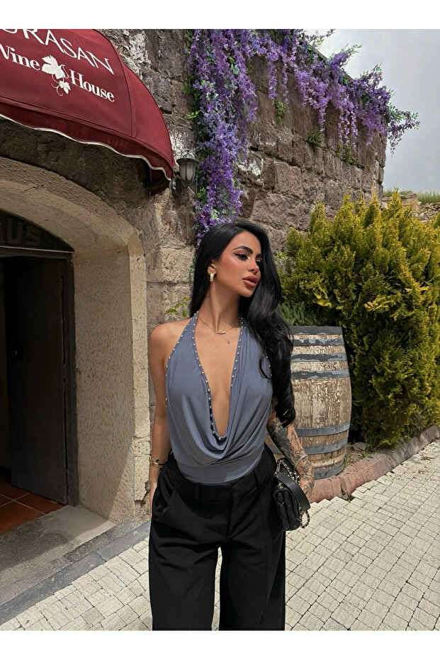 بلوزة رمادية من ديغاجي دروبلو