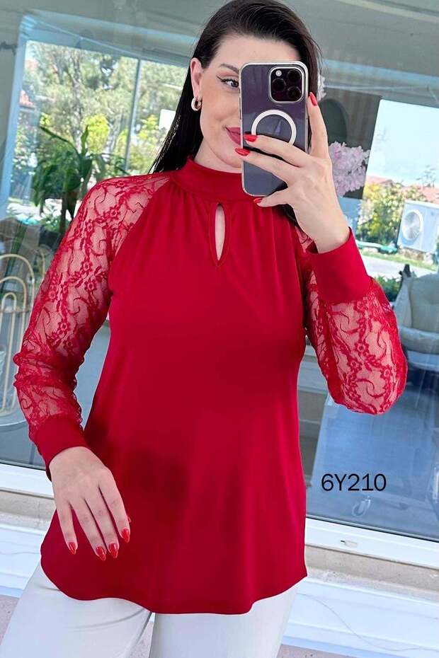 High-Necked Sandy Blouse with Tulle Sleeves 6Y210