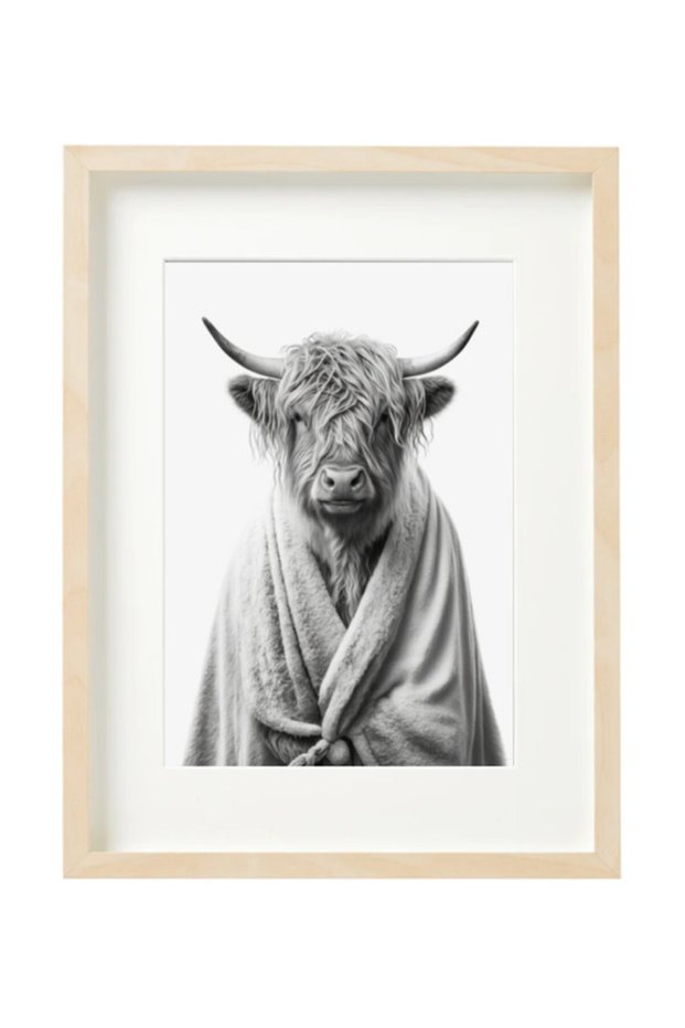 Scottish Highland Cow in Bathrope , Bathroom Wall Art, Nursery Poster with Frame 30x40cm