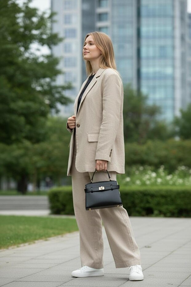 Lockable Belt Detail Mini Square Form Women's Handbag and Shoulder Bag
