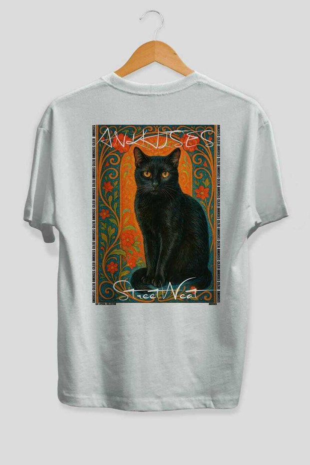 For the Love of Cats 95 Cats Printed White Oversize T-Shirt 100% Cotton Unisex Cat Lover Premium Design