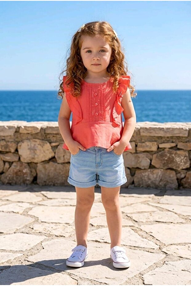 Girls' Summer Stylish Set with Thin Denim Shorts