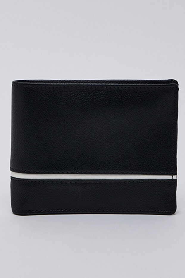 Contrast Trim Bi-Fold Wallet