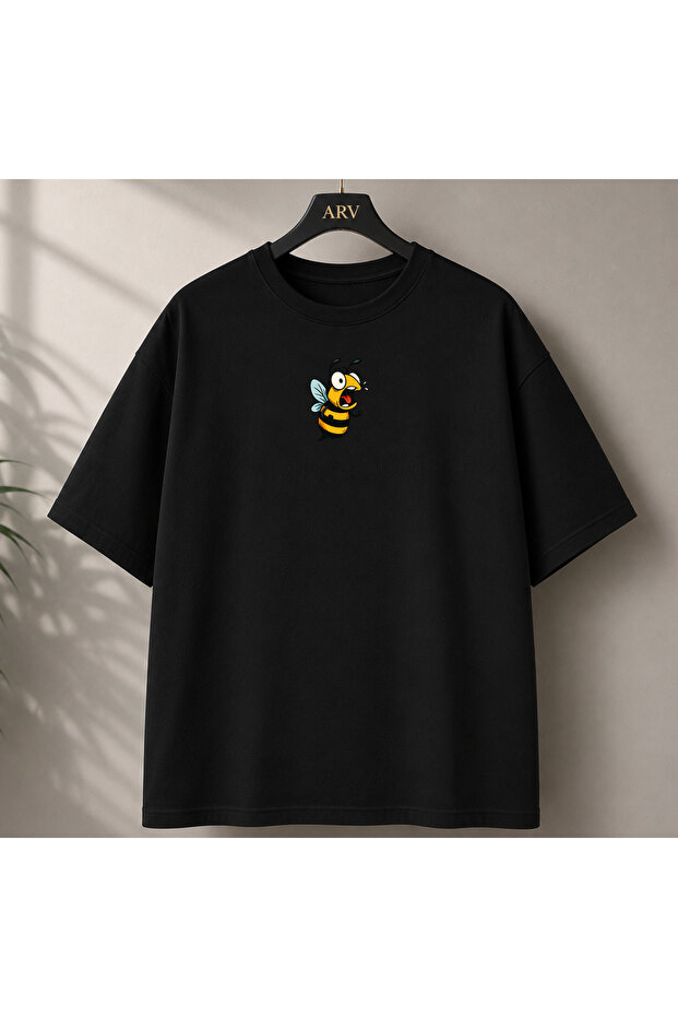 Oversize Design Screaming Bee T-Shirt