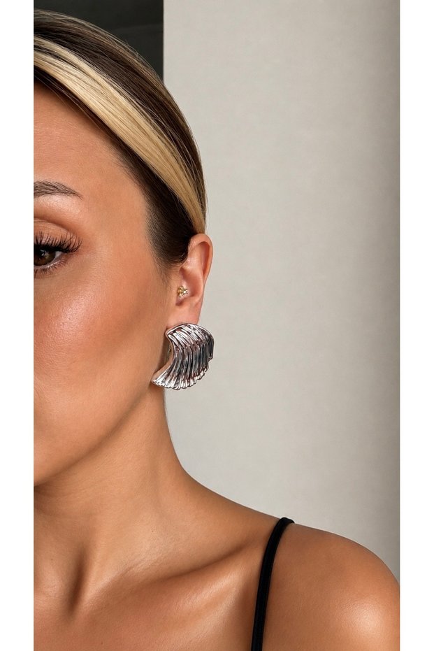 Silver Color Modern Shell Form Polymer Earrings