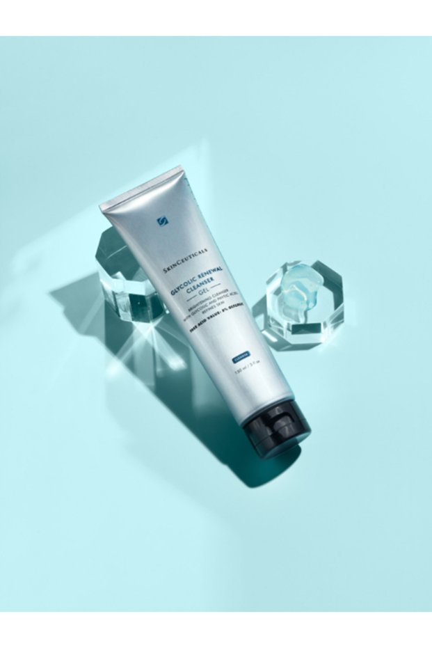 Glycolic Acid Facial Cleansing Gel 150 ml - Revitalizing, Purifying, and Radiance-Promoting Care