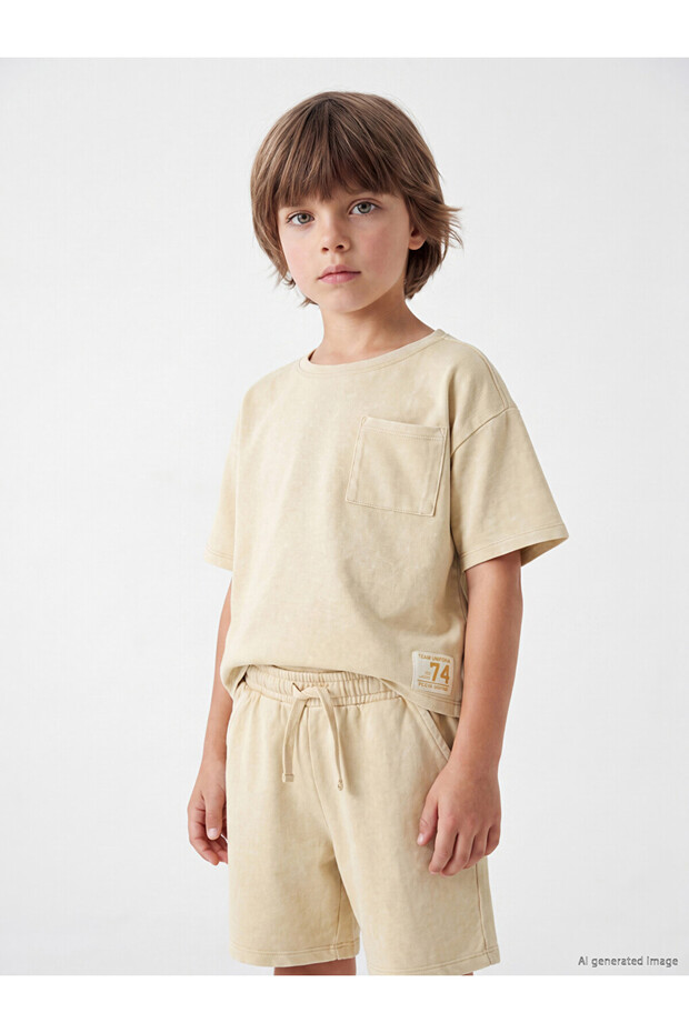 Printed boys' t-shirt and shorts set