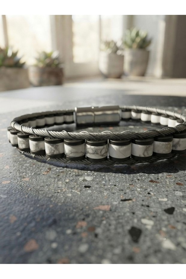 Howlite Stone Natural Stone and Steel Detailed Magnet Lock Bracelet