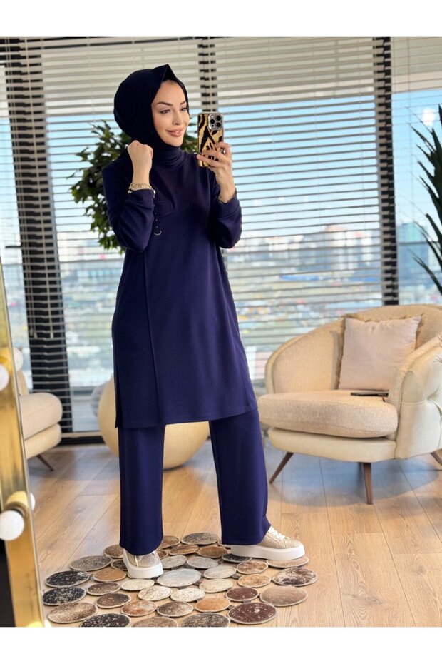 26629 طقم فيراه أويشو باللون الأزرق الداكن
