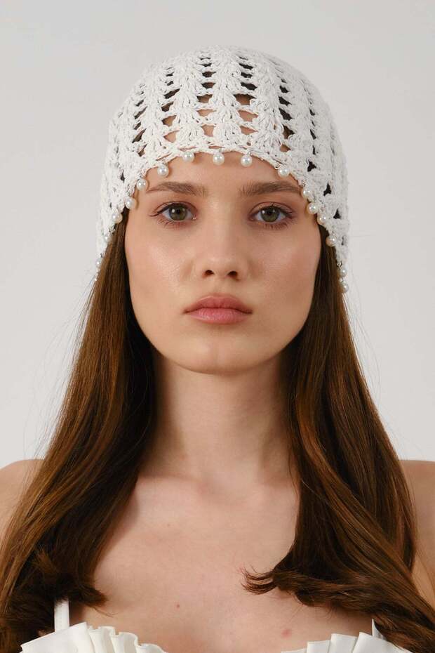 Pearl Detailed Perforated Summer Knitted Beanie Y8252 White