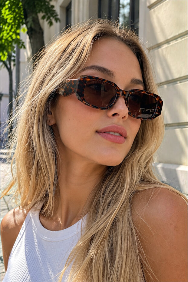 نظارة شمسية مستطيلة بنمط الفهد للسيدات