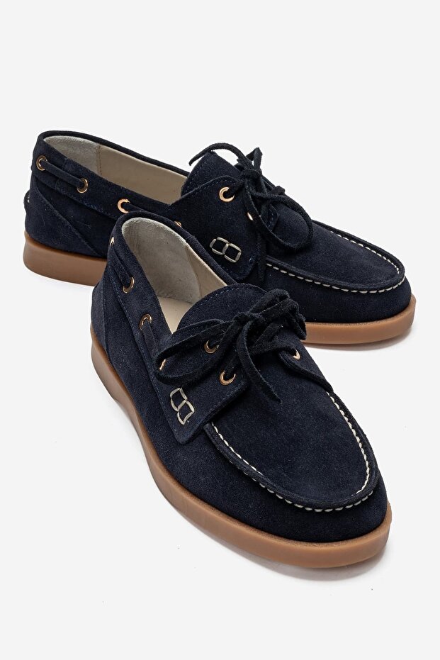 Leonelda Women's Genuine Leather Lace-Up Loafer Laci Suede