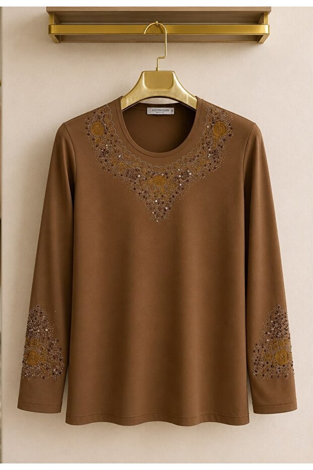 Women's Stone Embroidered Sleeve Luxury Combed Cotton Mother Blouse