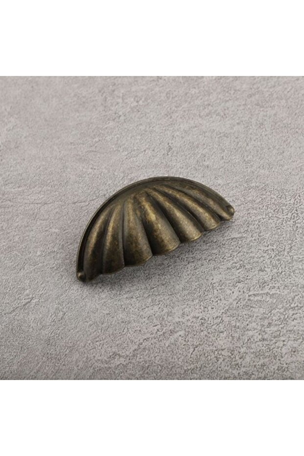 6 Pcs Vintage Bronze Shell Shaped Cabinet Cup Handles, Antique Kitchen Drawer Pull Knobs with Mounting Bolts