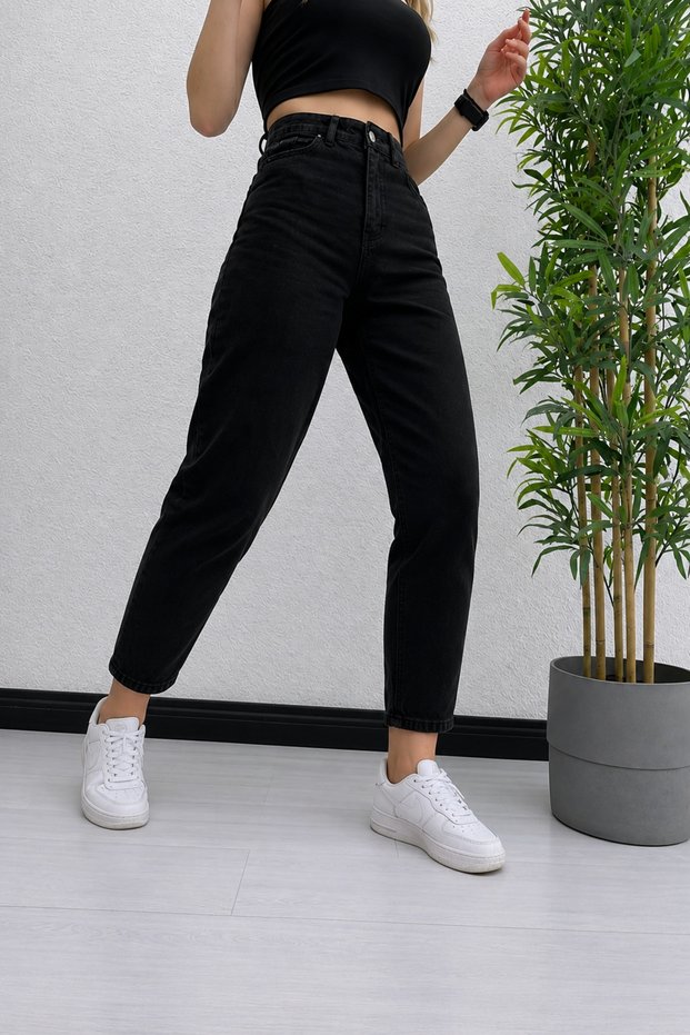 Julia Milano Black Boyfriend Casual Comfortable Wear Black Mom Comfort New Season Women's Jeans (2026)