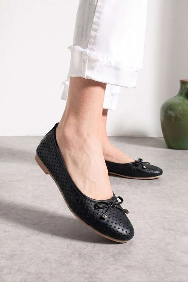 Daily Women's Perforated Black Ballerina Bow Metal Detailed Soft Stitching Sole Lightweight Comfortable Shoes 114
