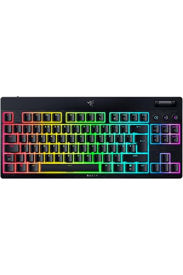 لوحة مفاتيح الألعاب الميكانيكية السلكية BlackWidow V4 Pro: مفاتيح ميكانيكية خضراء ذات ملمس وصوت واضحين