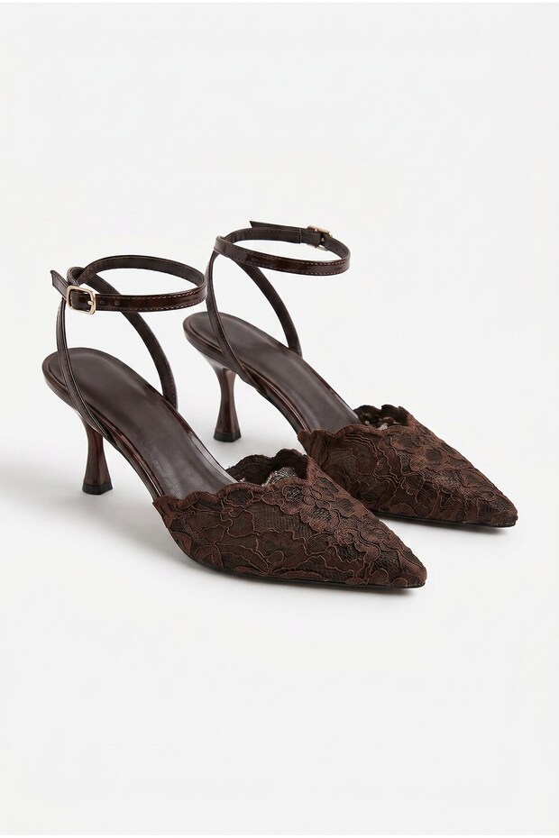 Women's Lace Detailed Pointed Toe Thin Heeled Shoes Bitter Brown