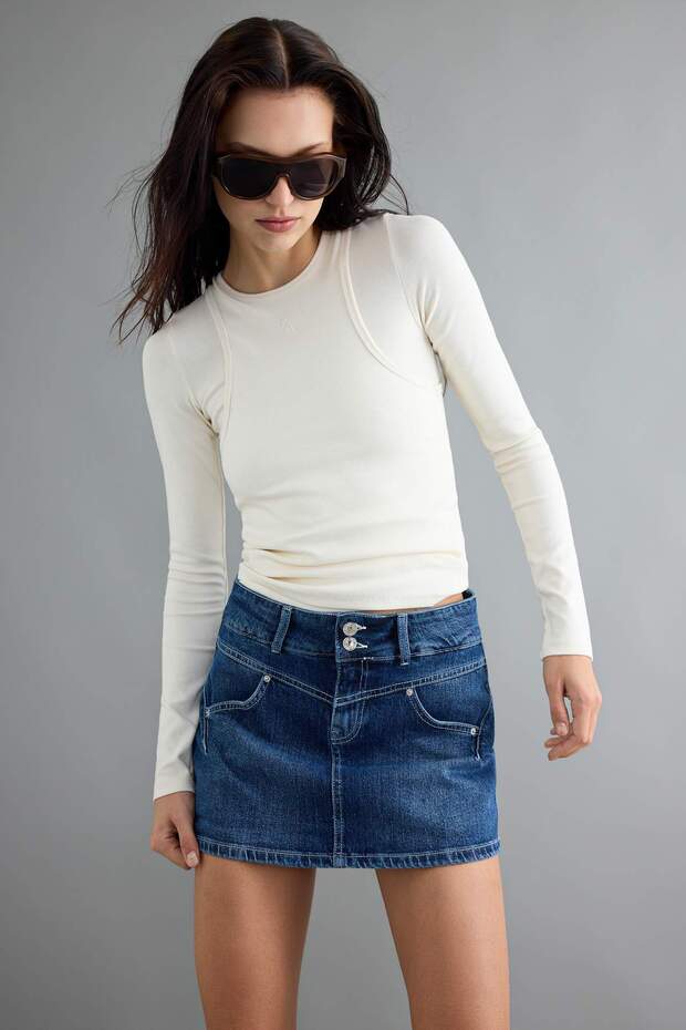 Koyu Mavi Az Esnek Bel Detaylı Denim Şort Etek TWOAW27SR00009