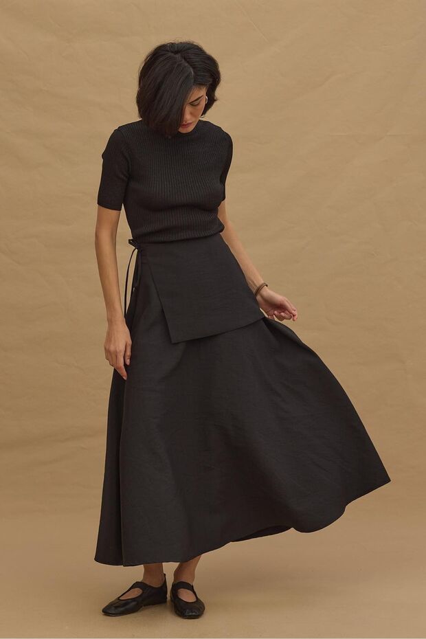 Mobile Belted Skirt Black