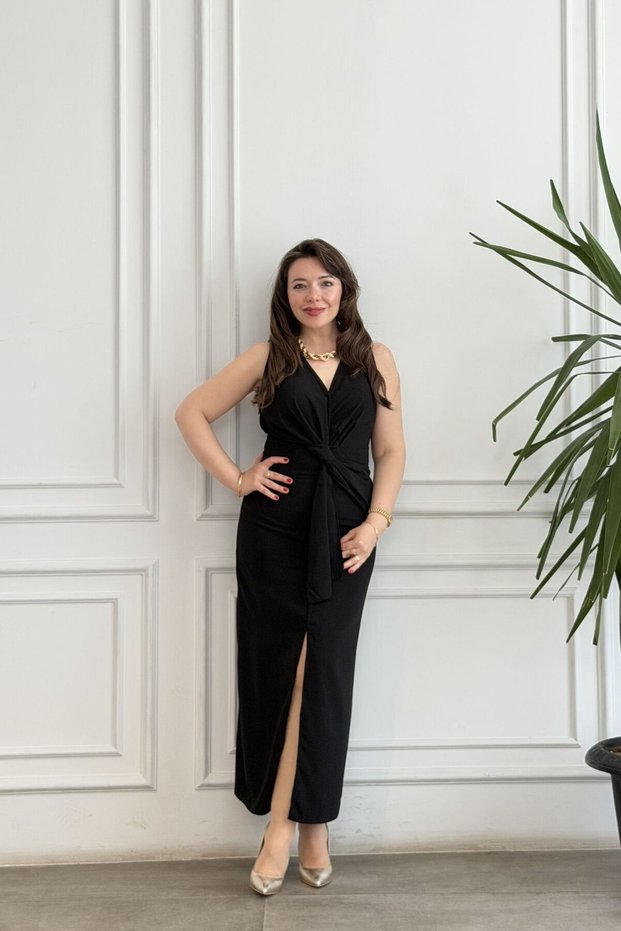 Pre-Tied Double-Breasted Collar Dress with Slit Detail