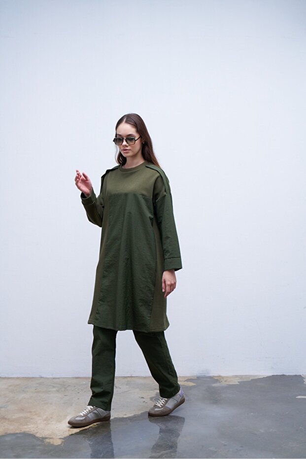 Paneled Sweatshirt Green
