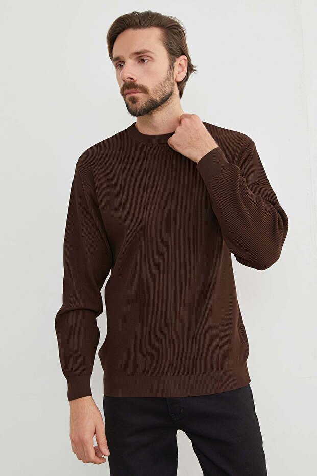 Pulover basic cu guler rotund