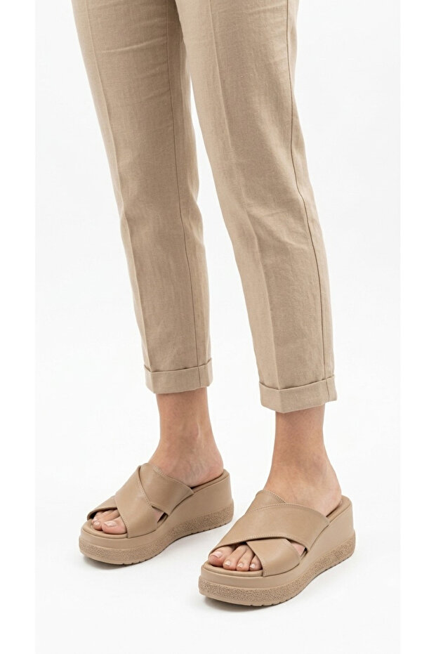 Beige Women's Genuine Leather Heeled Slippers 617.3310