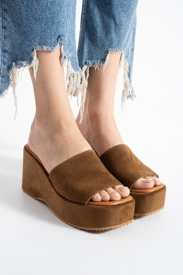 Tibu Thick-Strapped Wedge Heeled Stylish Casual Comfortable Suede Leather Sabo Slippers