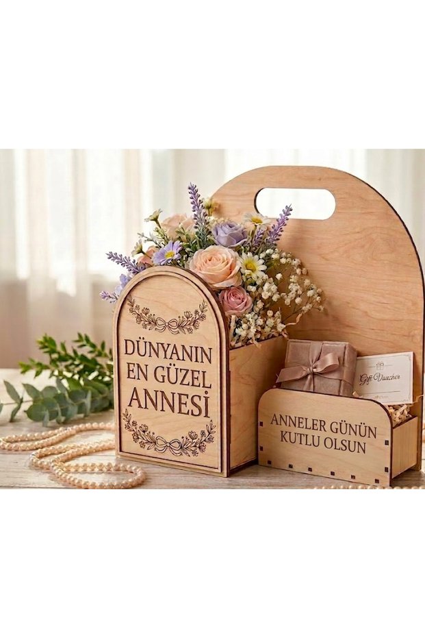 The World's Most Beautiful Mother Written Wooden Flower Box and Gift Presentation Stand