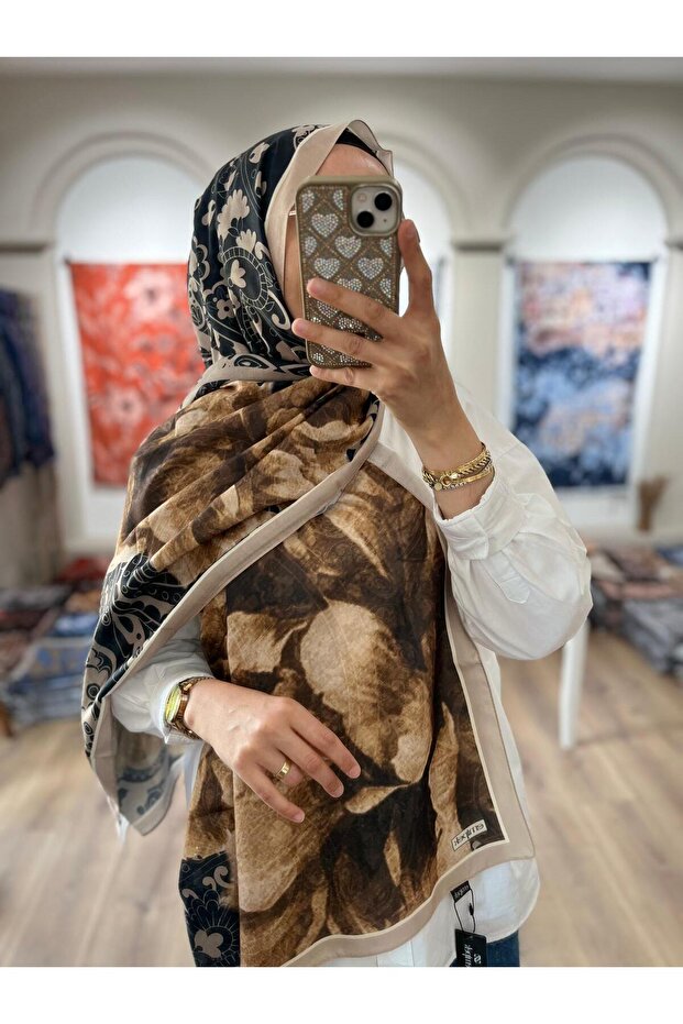 Serenza Pattern Soft Shawl - Black-Beige - 2