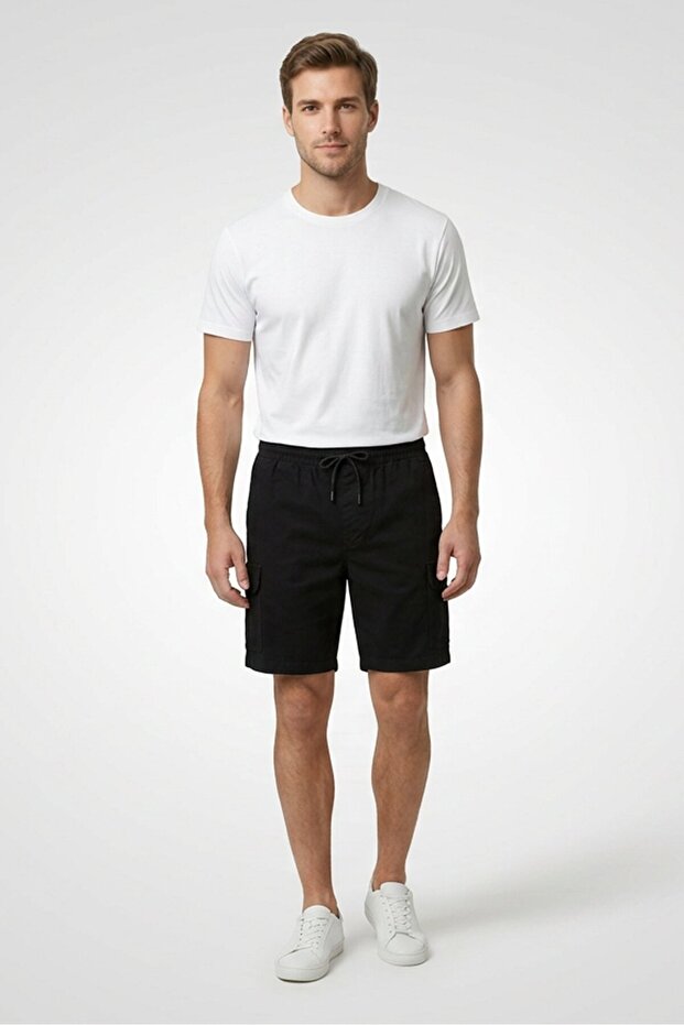 Men Plain Cargo Shorts, Black - 2
