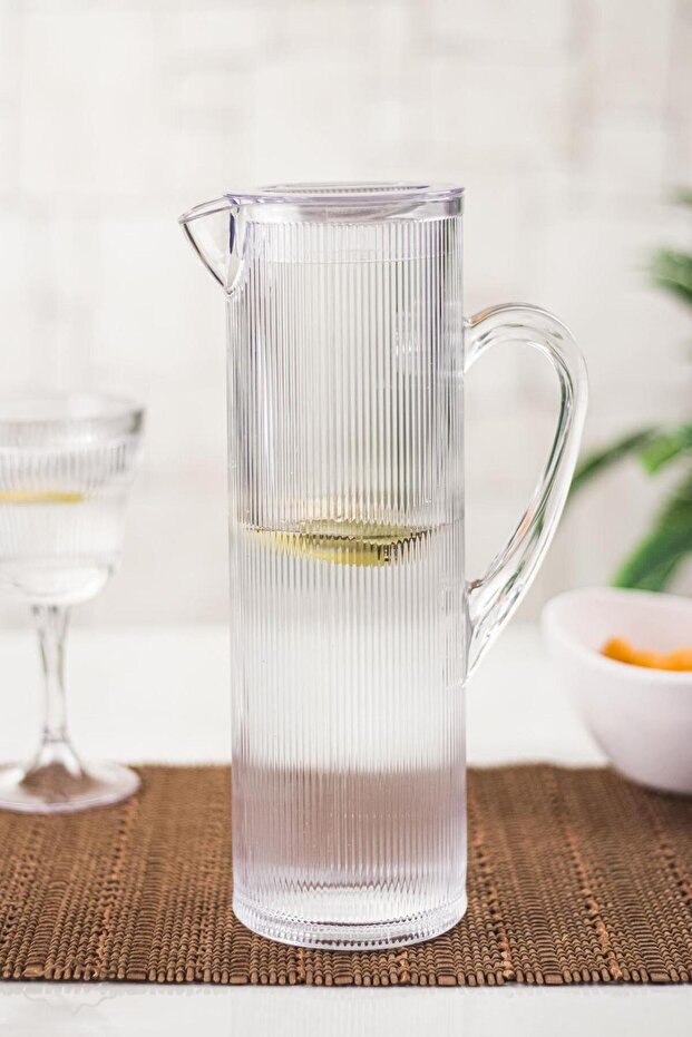 Akilik Baroque 1.5 Lt Transparent Jug (Fits on the Refrigerator Door Shelf)