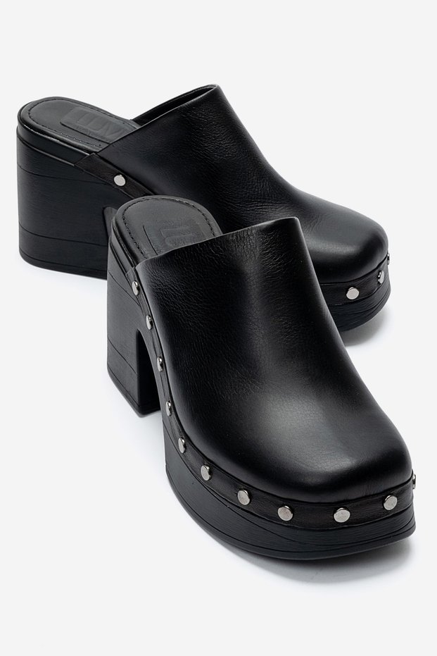 Bellune Black Skin Genuine Leather Women's Thick Heeled Slippers with Rivet Detail
